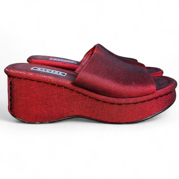 Baker’s Y2K red satin chunky platform slides. Never worn! - Picture 1 of 7